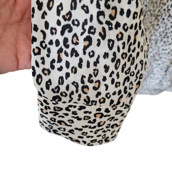 Apt 9 Leopard Print V-Neck Blouse Womens Size M Long Sleeve Pockets Career - Picture 7 of 10